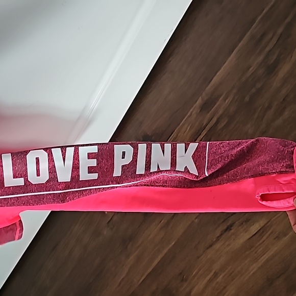 Pink running sweater - Picture 2 of 3